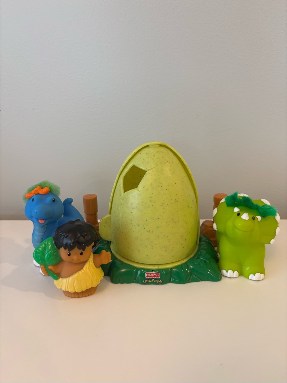 Little People- Dino Egg Playset
